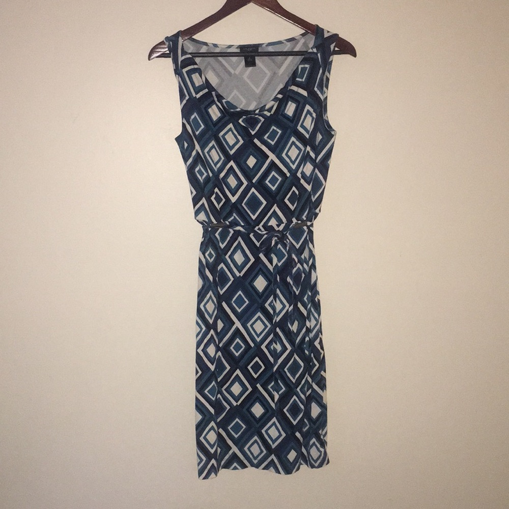 Sleeveless Geometric Patterned Loft dress